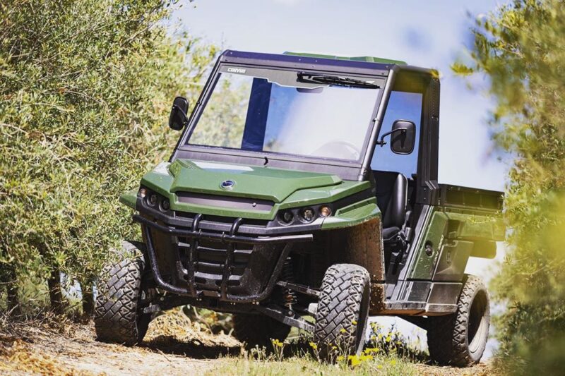 Corvus TerrainDX4 3-cylindret YANMAR diesel UTV